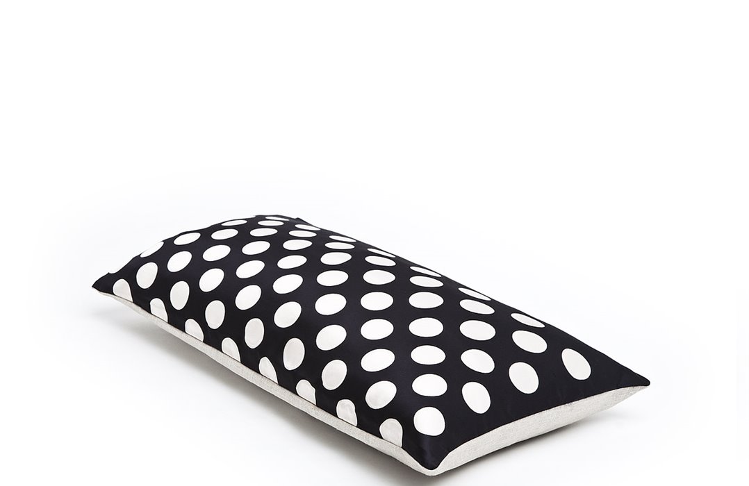 Mrs.Me cushion Vintage 1